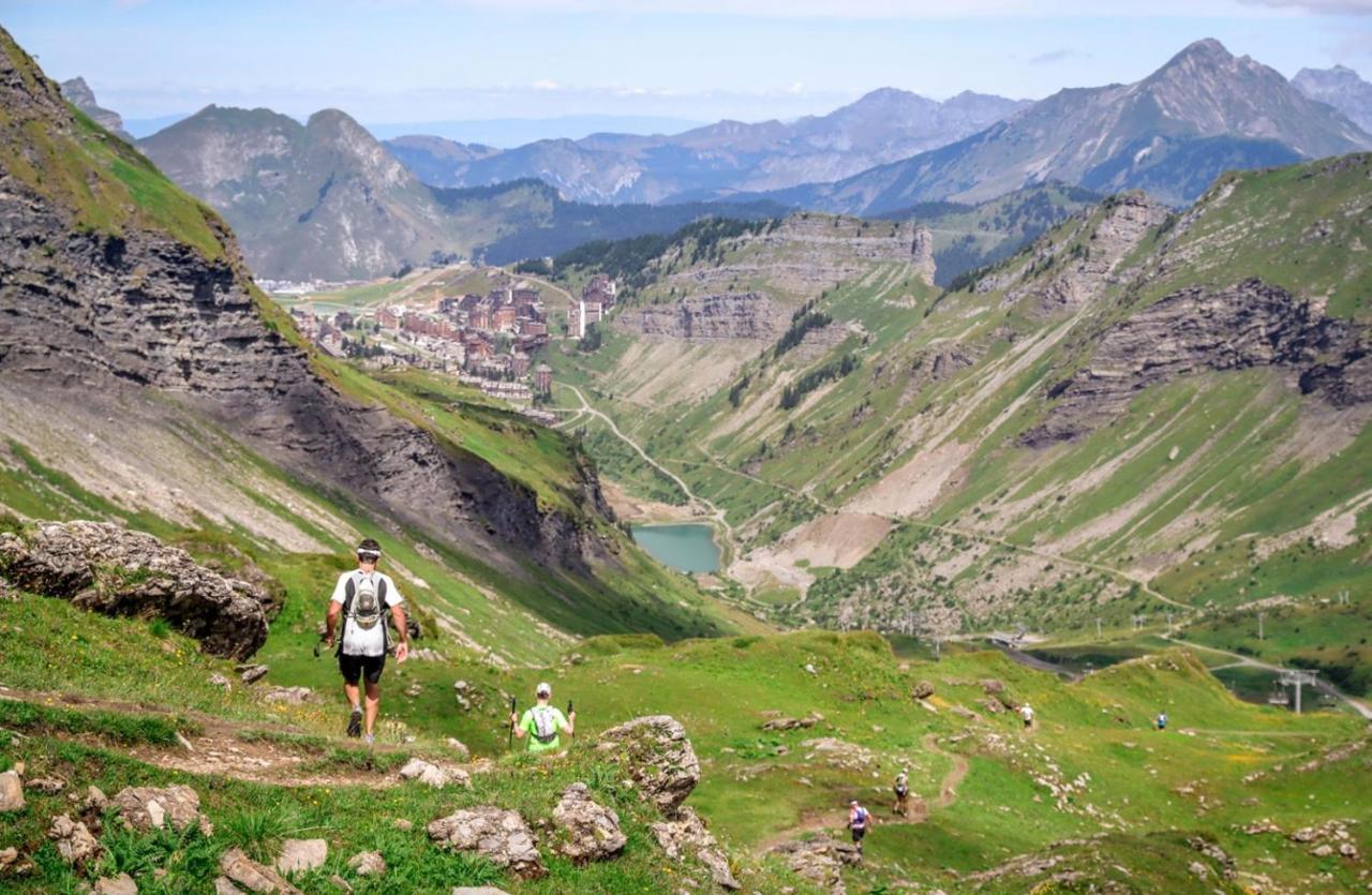 Avoriaz - Portes Du Soleil : Aux Pieds Des Pistes モルジヌ エクステリア 写真